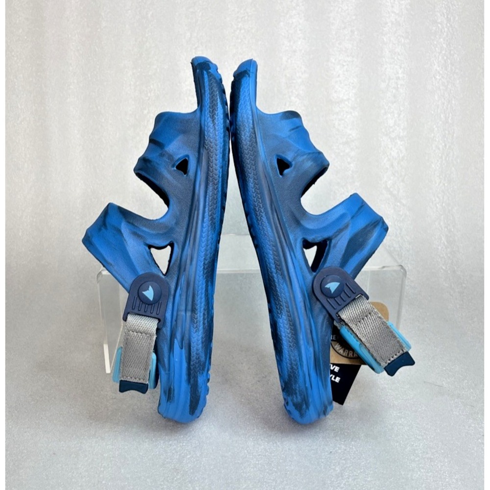 Rugged Shark Adventure Trail Blue Sandals Floatable Washable Boys Size 2 NEW - Picture 11 of 16